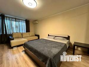 1-к квартира, посуточно, 32м2, 1/1 этаж