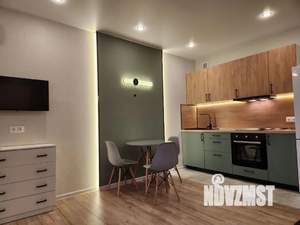 Студия квартира, посуточно, 35м2, 14/24 этаж