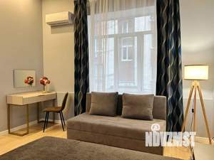 Студия квартира, посуточно, 40м2, 2/4 этаж