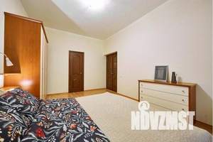 2-к квартира, посуточно, 74м2, 4/10 этаж