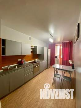 1-к квартира, посуточно, 45м2, 13/16 этаж