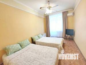 2-к квартира, посуточно, 55м2, 1/1 этаж