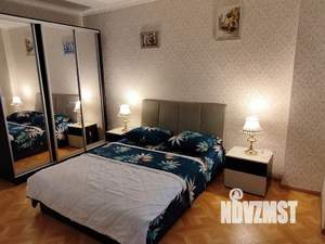 1-к квартира, посуточно, 105м2, 1/1 этаж