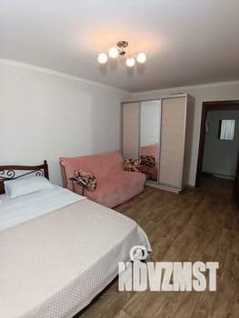 1-к квартира, посуточно, 36м2, 2/3 этаж