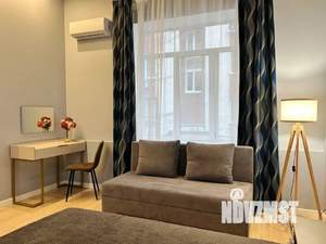 Студия квартира, посуточно, 40м2, 2/4 этаж