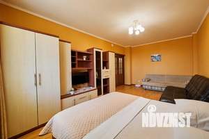 1-к квартира, посуточно, 72м2, 12/20 этаж