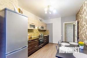 1-к квартира, посуточно, 53м2, 17/22 этаж