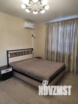 1-к квартира, посуточно, 40м2, 18/25 этаж