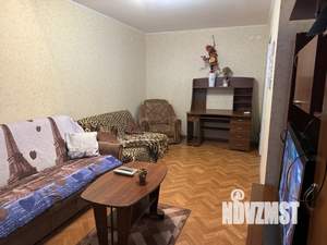 1-к квартира, посуточно, 40м2, 9/16 этаж