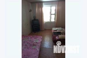 2-к квартира, посуточно, 42м2, 1/17 этаж