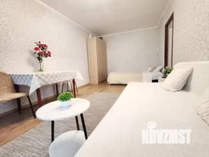 2-к квартира, посуточно, 46м2, 1/1 этаж