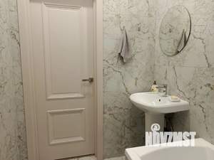 1-к квартира, посуточно, 40м2, 12/23 этаж