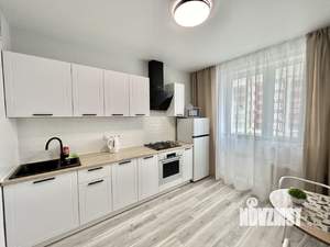 1-к квартира, посуточно, 39м2, 10/10 этаж