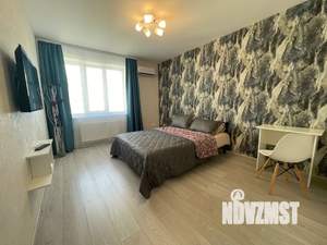 1-к квартира, посуточно, 40м2, 21/25 этаж