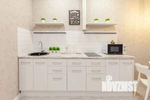 Студия квартира, посуточно, 38м2, 10/25 этаж