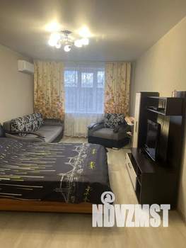 1-к квартира, посуточно, 50м2, 3/27 этаж