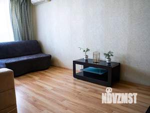 2-к квартира, посуточно, 63м2, 1/1 этаж