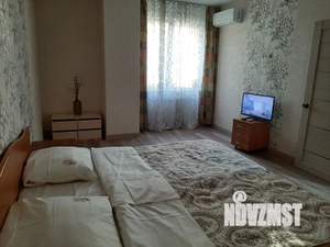 1-к квартира, посуточно, 45м2, 10/25 этаж