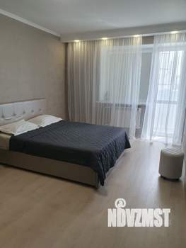 1-к квартира, посуточно, 42м2, 7/17 этаж
