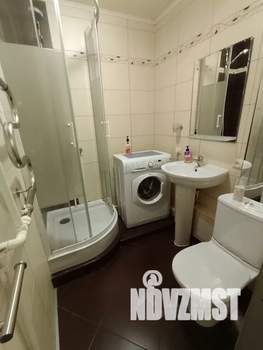 Студия квартира, посуточно, 42м2, 4/5 этаж