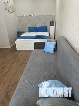 Студия квартира, посуточно, 36м2, 13/23 этаж