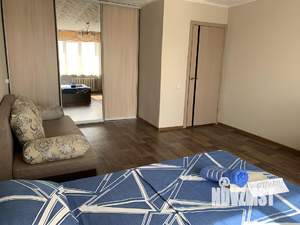 1-к квартира, посуточно, 40м2, 9/9 этаж