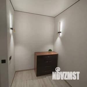 1-к квартира, посуточно, 40м2, 1/16 этаж