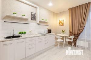 1-к квартира, посуточно, 38м2, 1/1 этаж