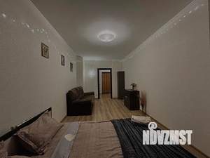 1-к квартира, посуточно, 50м2, 11/18 этаж