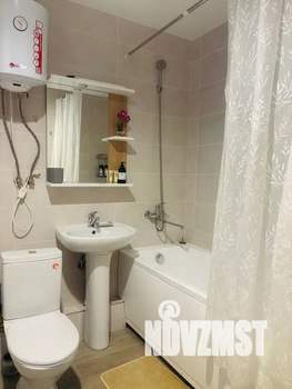 1-к квартира, посуточно, 40м2, 21/25 этаж