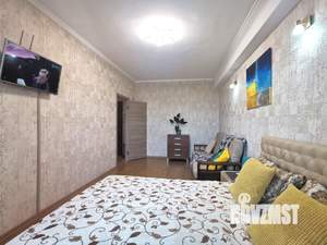 1-к квартира, посуточно, 42м2, 18/18 этаж