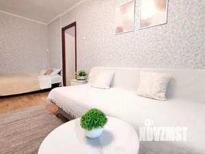 2-к квартира, посуточно, 46м2, 1/1 этаж