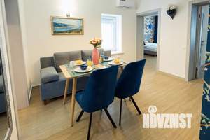 3-к квартира, посуточно, 54м2, 1/1 этаж