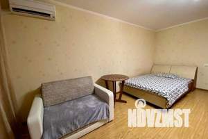 1-к квартира, посуточно, 47м2, 11/16 этаж