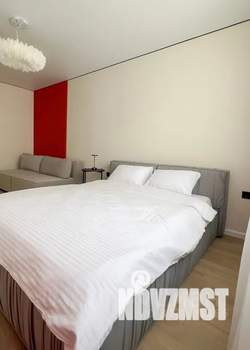 1-к квартира, посуточно, 45м2, 18/24 этаж