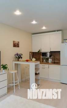 Студия квартира, посуточно, 27м2, 1/9 этаж
