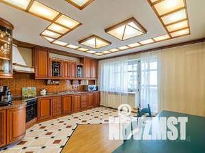 4-к квартира, на длительный срок, 174м2, 7/10 этаж