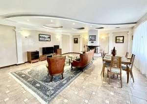3-к квартира, на длительный срок, 220м2, 10/10 этаж