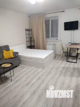 Студия квартира, посуточно, 30м2, 5/10 этаж