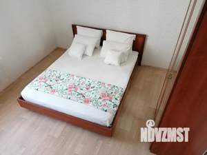 2-к квартира, посуточно, 53м2, 2/5 этаж