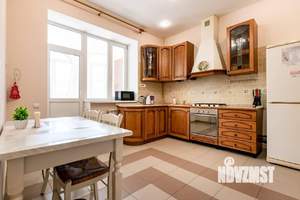 2-к квартира, посуточно, 60м2, 1/1 этаж