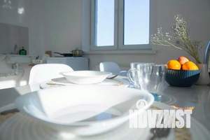 2-к квартира, посуточно, 56м2, 18/25 этаж