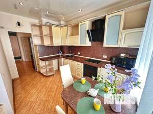 1-к квартира, посуточно, 43м2, 2/16 этаж