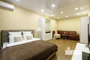 1-к квартира, посуточно, 45м2, 7/18 этаж