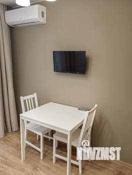1-к квартира, посуточно, 40м2, 18/26 этаж