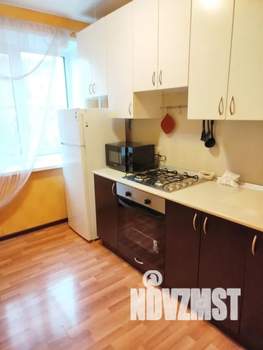 1-к квартира, посуточно, 34м2, 6/9 этаж