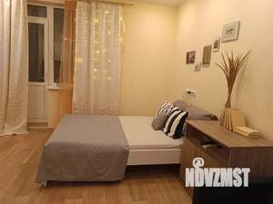 Студия квартира, посуточно, 35м2, 10/24 этаж