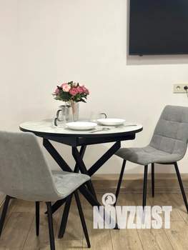 Студия квартира, посуточно, 35м2, 1/2 этаж