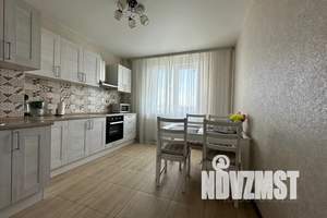 1-к квартира, посуточно, 47м2, 11/25 этаж