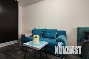 1-к квартира, посуточно, 42м2, 2/10 этаж